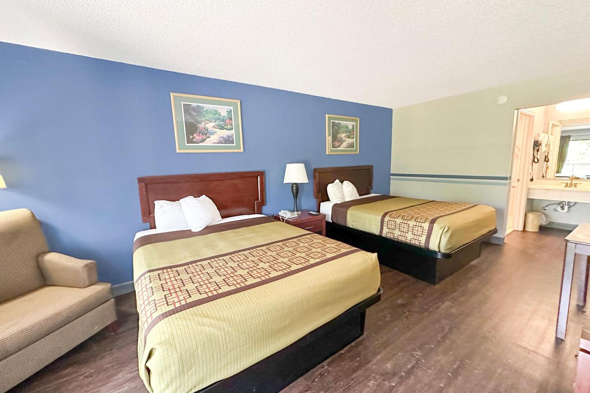 Executive Inn Ridgeway I-77 エクステリア 写真