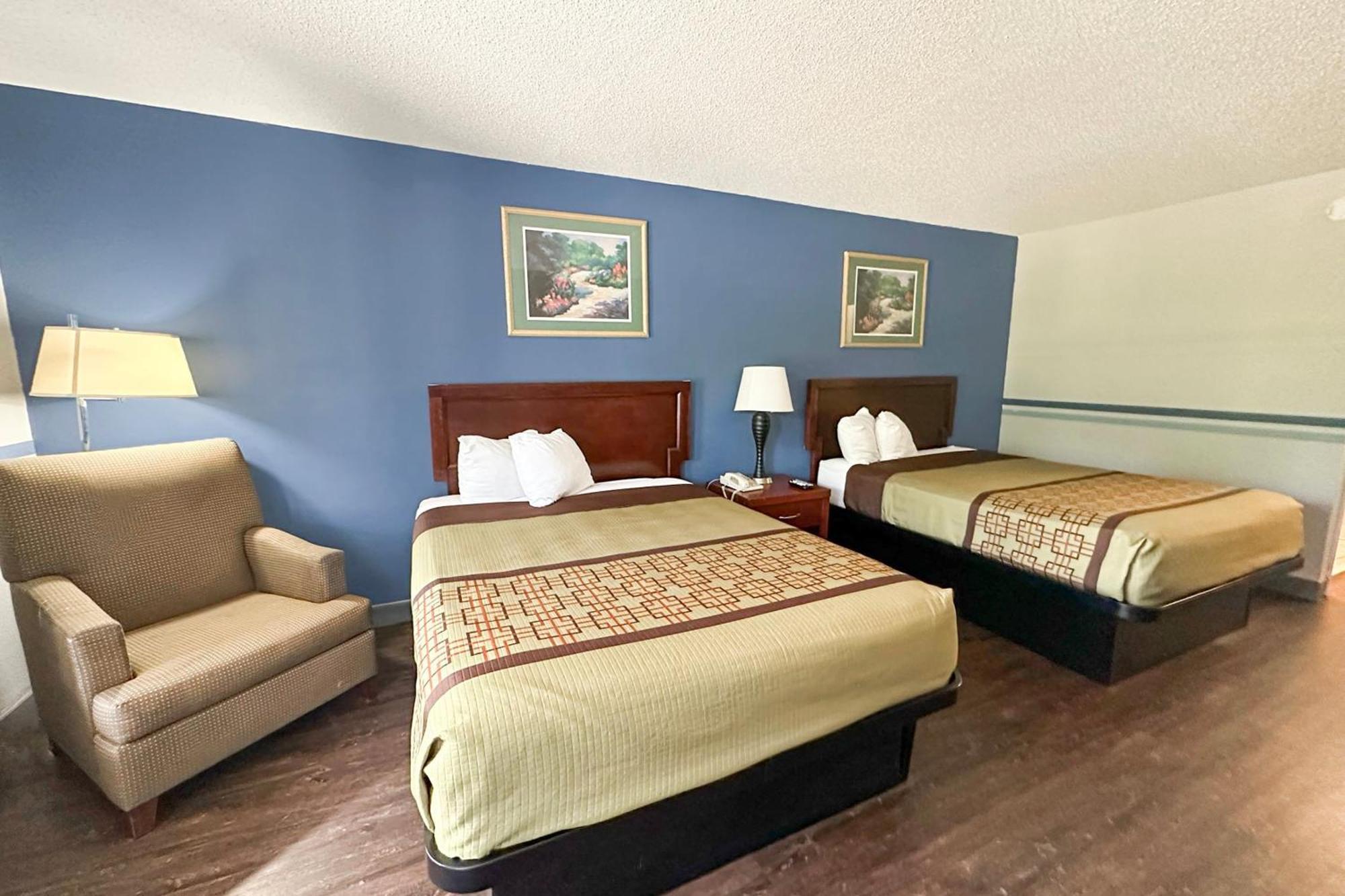 Executive Inn Ridgeway I-77 エクステリア 写真