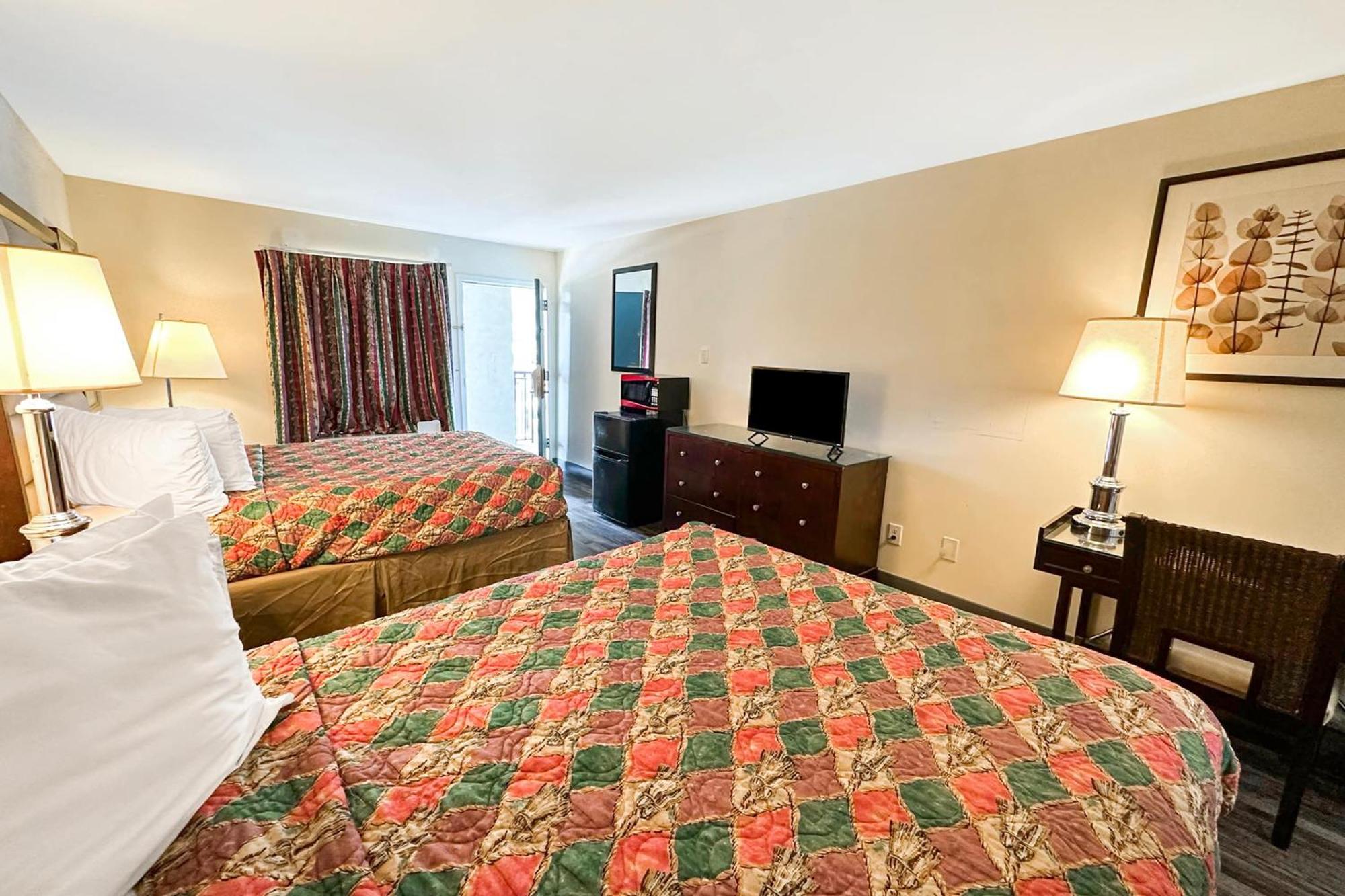 Executive Inn Ridgeway I-77 エクステリア 写真